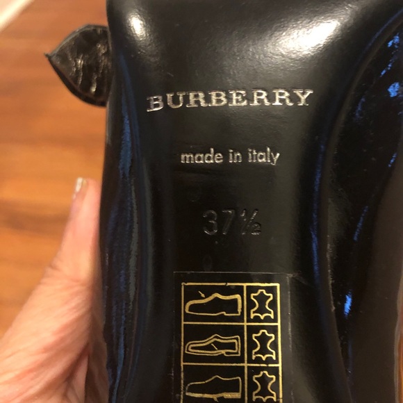 Shoes - Picture 4 of 13